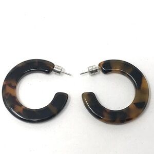 Machete Tortoise Kate Open Hoop Earrings 1.5" Signed Classic Retro Minimalist